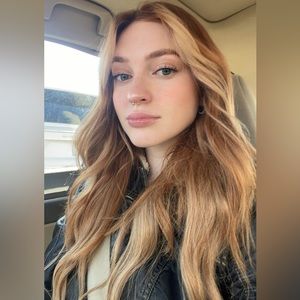 Meet your Posher, Caroline